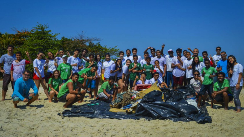 Dia Mundial de Limpeza de Rios e Praias na APA Baleia Sahy - ICC