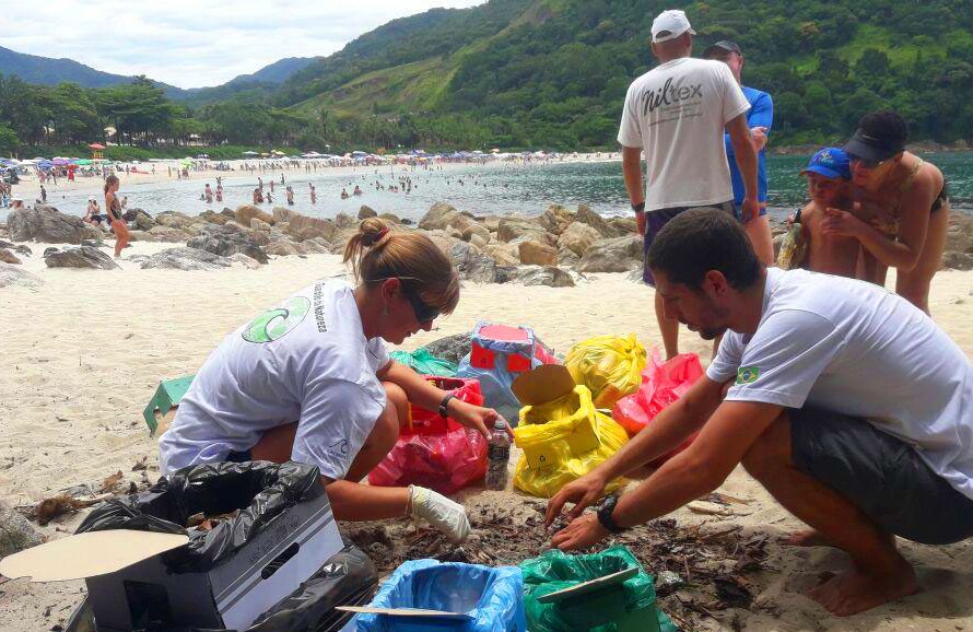 ICC e Verdescola contribuem com recuperação ambiental na Praia do Camburi