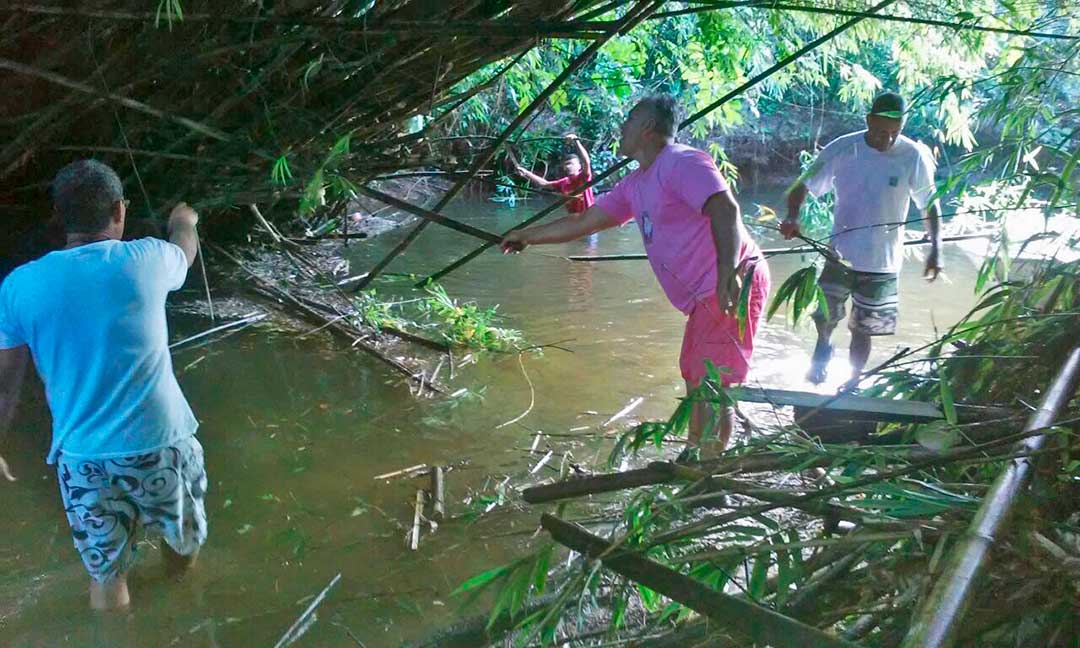 Rio Sahy recebe mutirão de limpeza