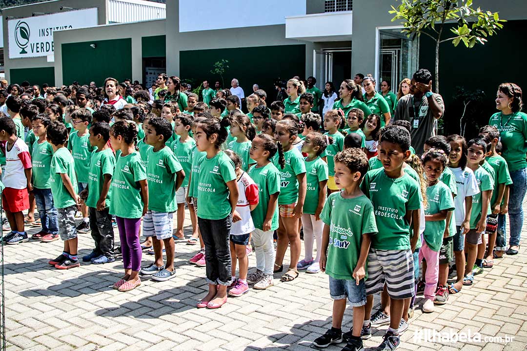 Parceria entre ICC e Instituto Verdescola (foto: Ilhabela.com.br)