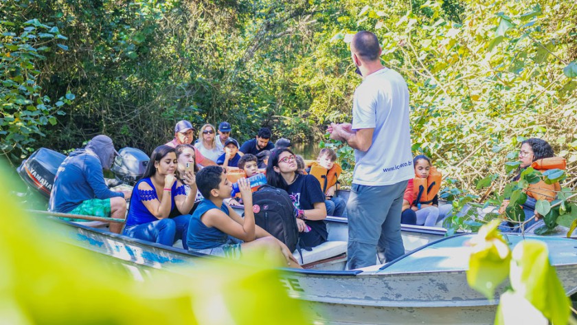 Oficina ICC com Escola Municipal Henrique Tavares de Jesus em julho - Educação Ambiental