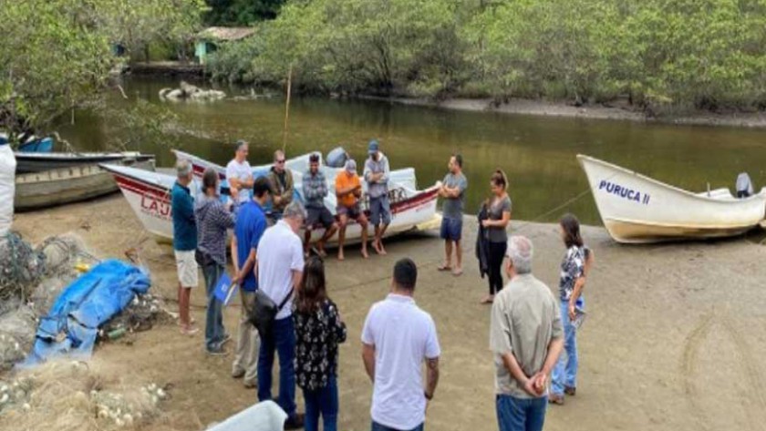 Reunião para ordenamento do portinho da barra do sahy - são sebastião