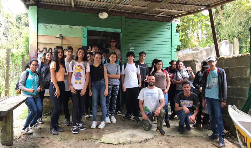 Visita técnica embarcada com a Escola Estadual Maísa Theodoro da Silva à APA Baleia Sahy